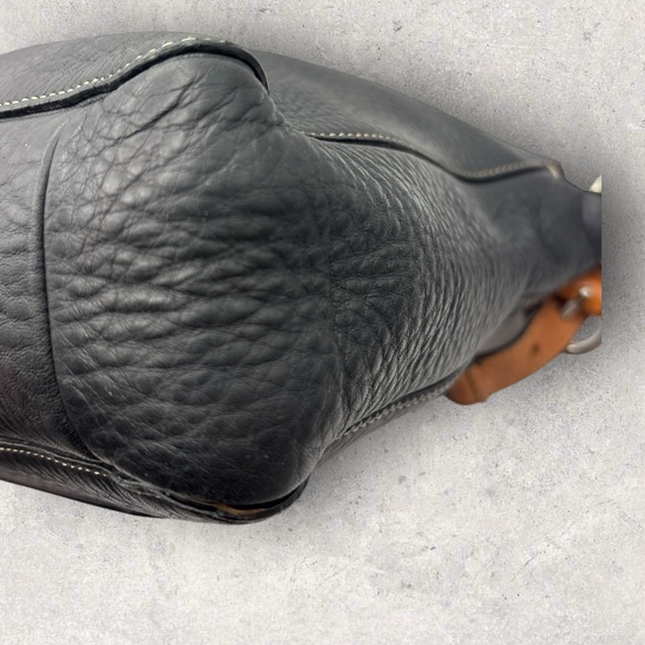 Coach 2006 Black Chelsea Pebbled Leather Shoulder Hobo Bag - Picture 6 of 14